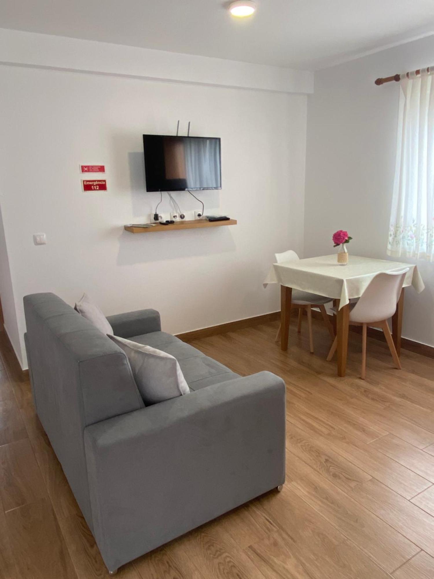 Apartamentos 4 Estacoes Faja Grande 外观 照片